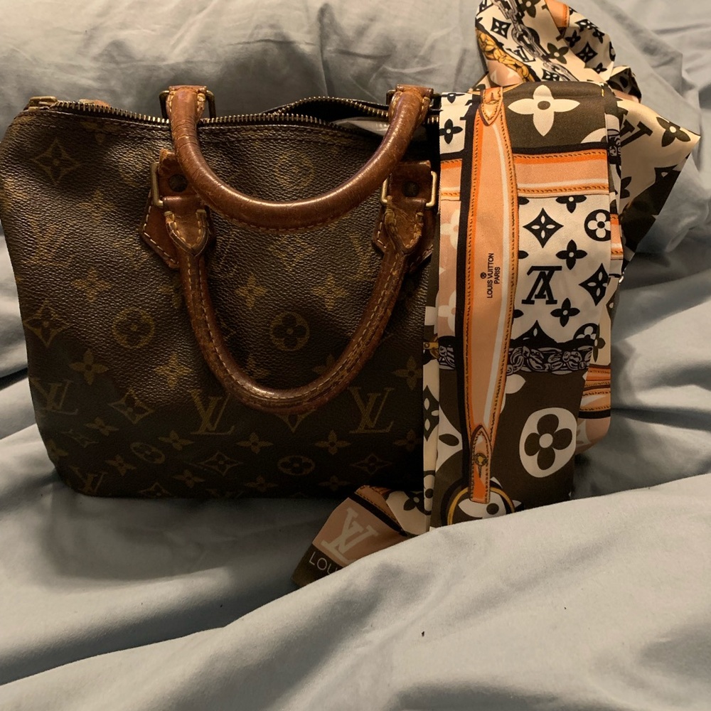 Vintage Louis Vuitton Speedy 30